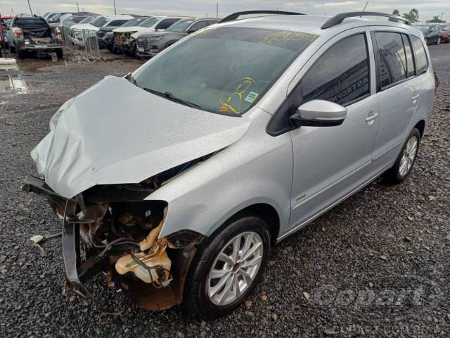 2013 VOLKSWAGEN SPACEFOX 