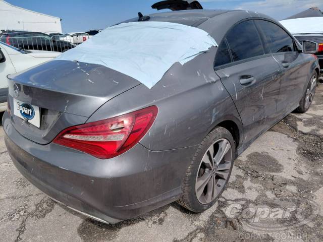 2018 MERCEDES BENZ CLASSE CLA 