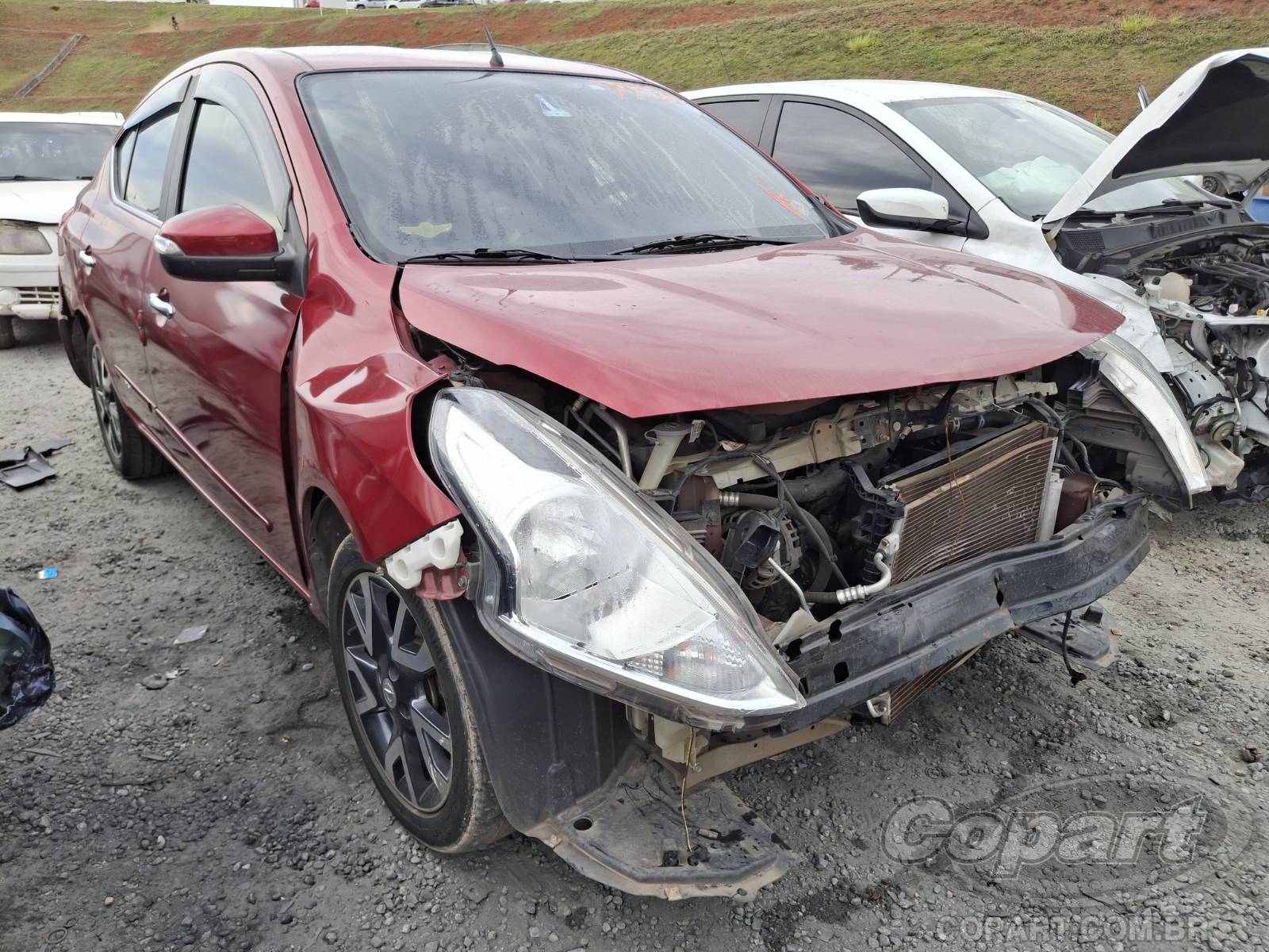 2017 NISSAN VERSA Unique CVT 1.6 16V