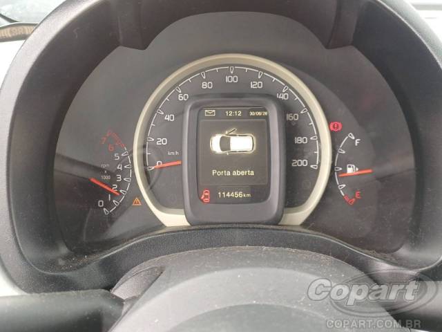 2015 FIAT UNO 