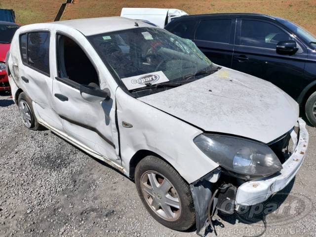 2014 RENAULT SANDERO 