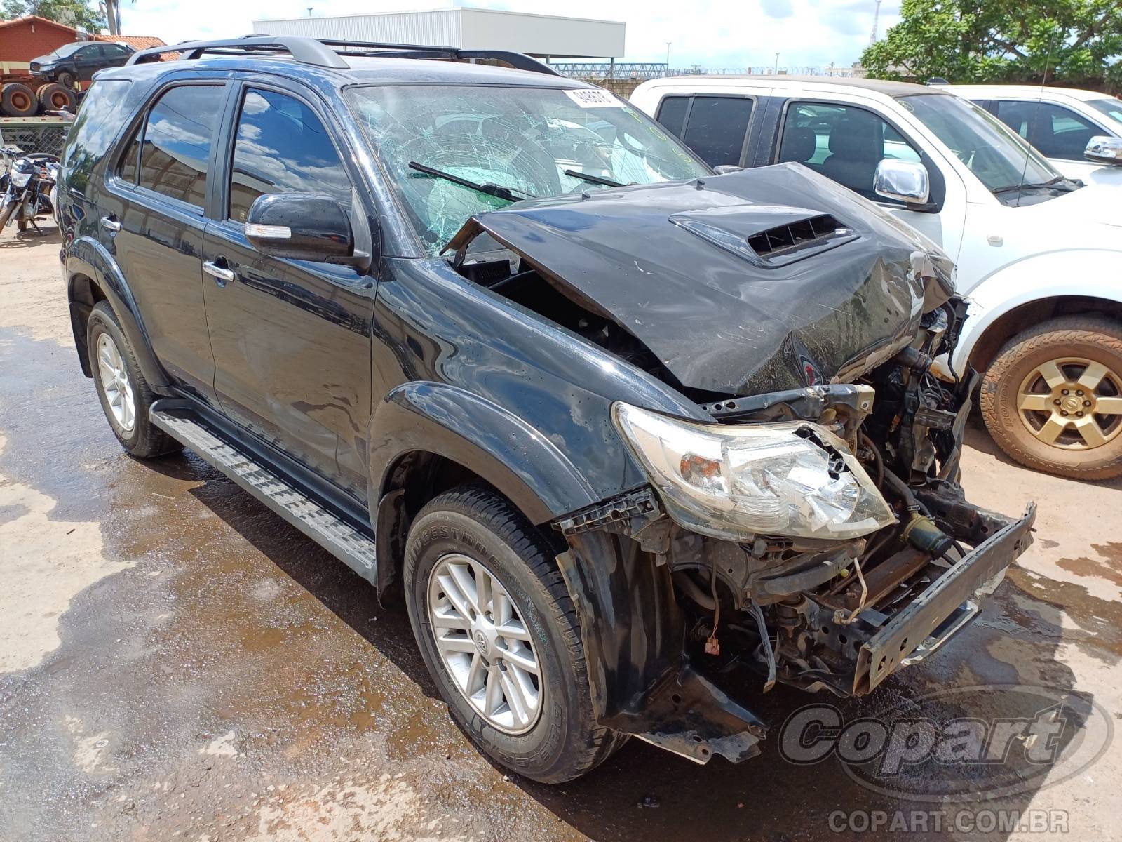 Veículo Toyota Hilux SW4 TOYOTA HILUX SW4 SRV 3.0 D-4D TURBO 2012 2012 em leilão