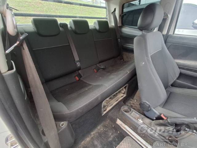 2015 VOLKSWAGEN SAVEIRO CD 