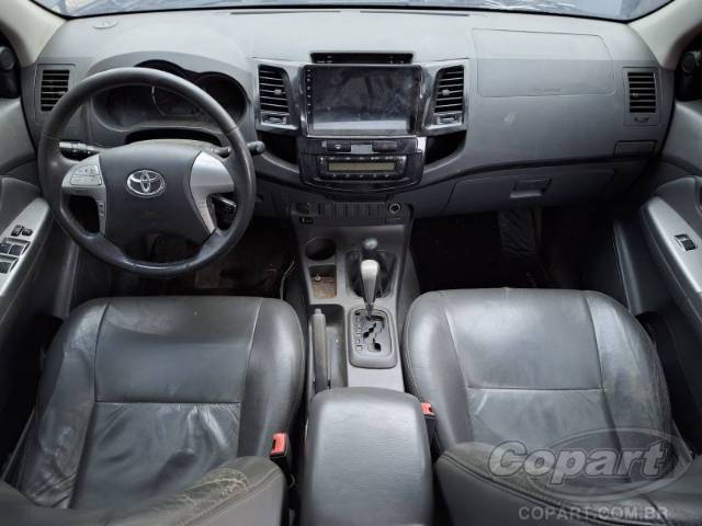 2013 TOYOTA HILUX CD 