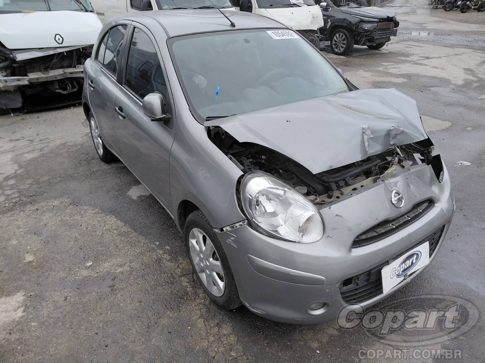 Veículo Nissan March Nissan March SV 1.6 16V 2013 2013 em leilão