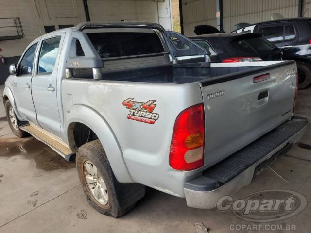 2011 TOYOTA HILUX CD 