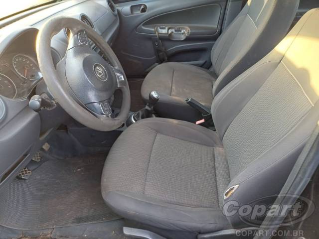 2014 VOLKSWAGEN VOYAGE 