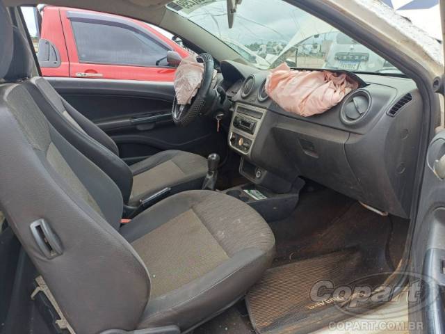 2014 VOLKSWAGEN SAVEIRO 