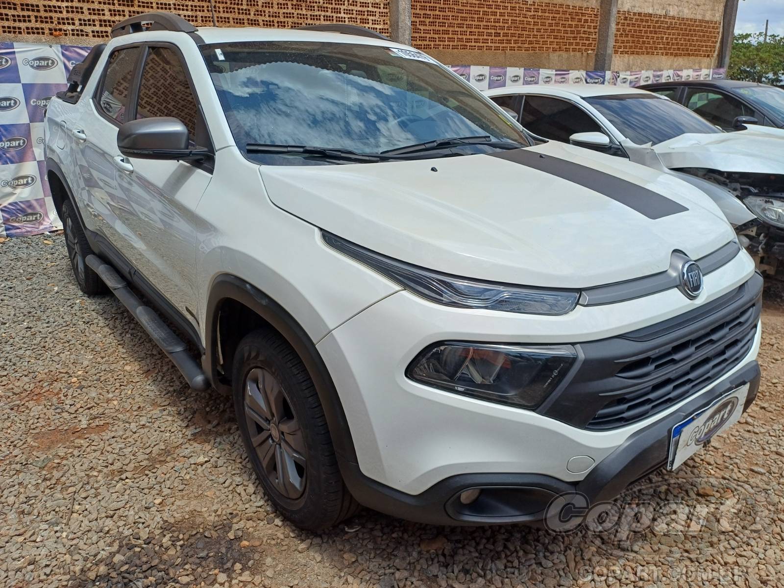 FIAT TORO Freedom AT6 1.8 16V E.torQ 2021