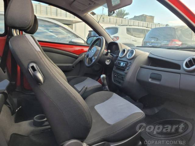 2013 FORD KA 