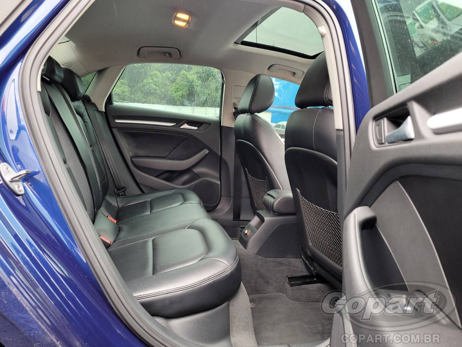 Foto 6 de 10: 2015 AUDI A3 SEDAN