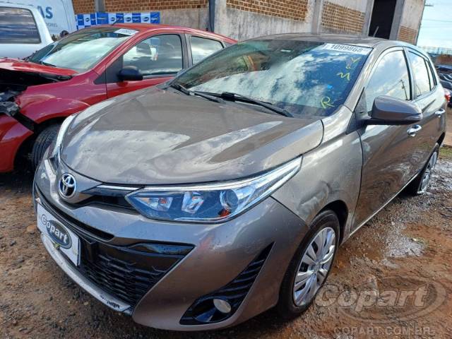 2019 TOYOTA YARIS 