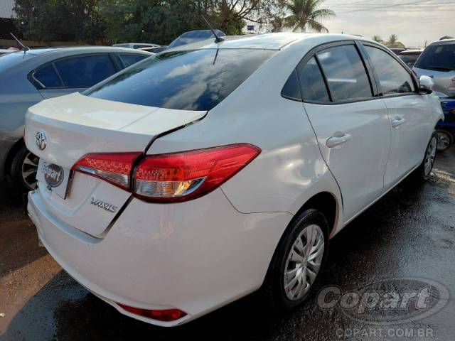 2023 TOYOTA YARIS SEDA 