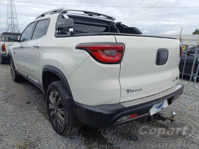 2022 FIAT TORO 