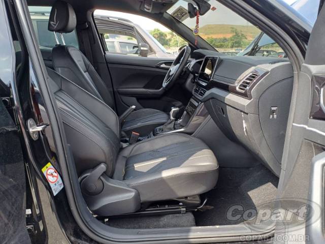 2025 VOLKSWAGEN T-CROSS 