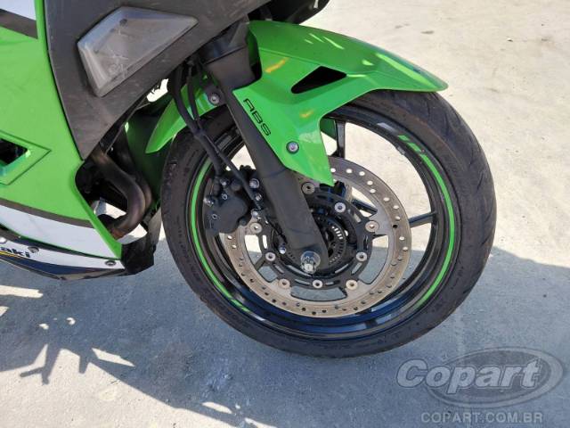 2025 KAWASAKI NINJA 500 