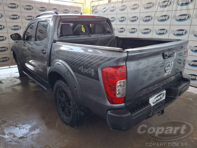 2025 NISSAN FRONTIER CD 