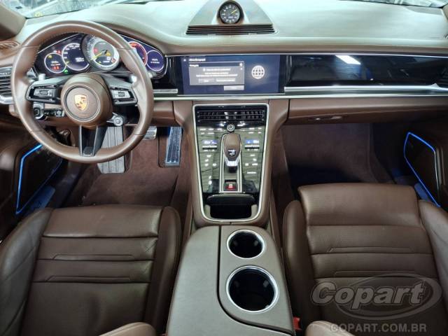 2022 PORSCHE PANAMERA 