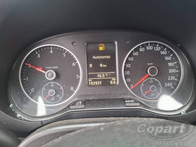 2011 VOLKSWAGEN FOX 