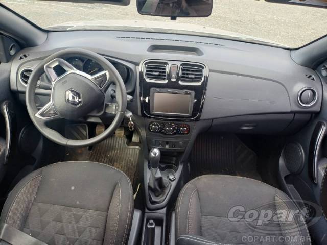 2023 RENAULT LOGAN 