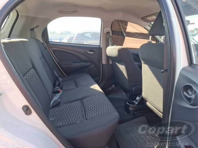 2015 TOYOTA ETIOS 
