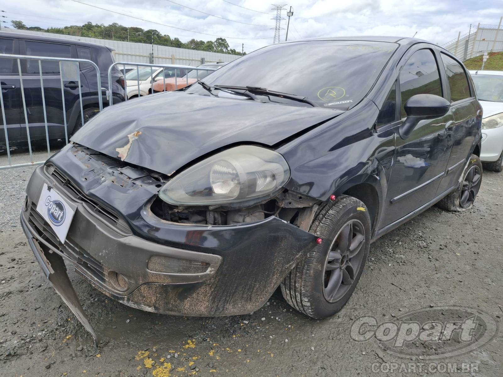 Foto 2: 2013 FIAT PUNTO