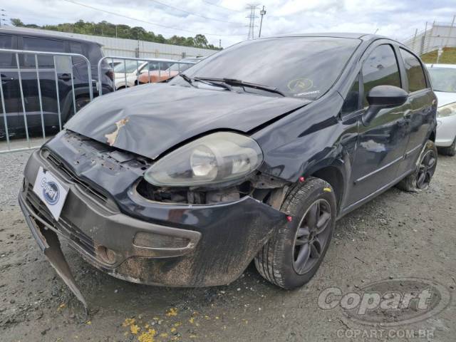 2013 FIAT PUNTO 