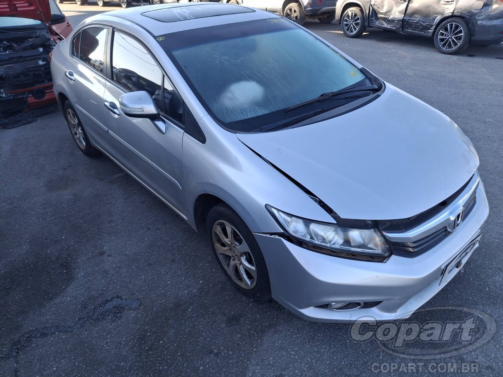 Veículo Honda Civic HONDA CIVIC 2014 EXR 2.0 16V i-VTEC Colisão 2014 em leilão