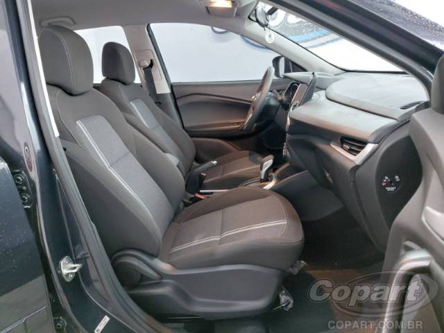 2025 CHEVROLET TRACKER 