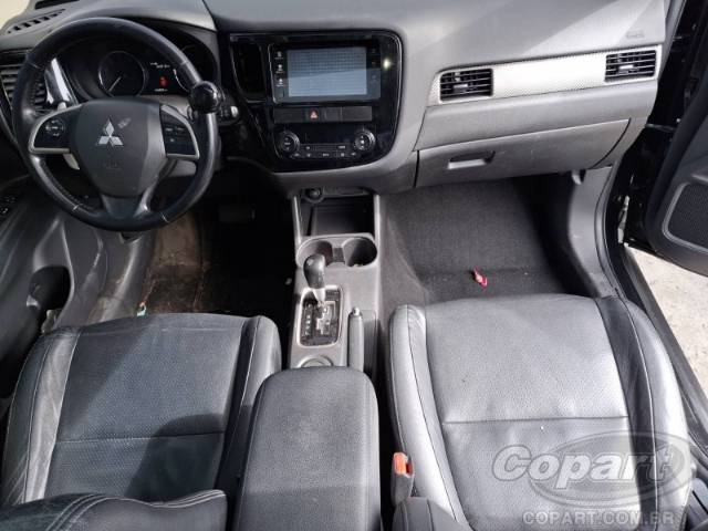 2014 MITSUBISHI OUTLANDER 