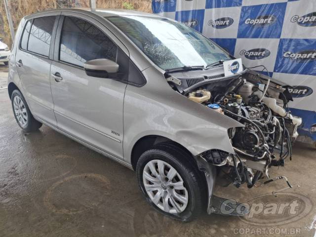 2013 VOLKSWAGEN FOX 