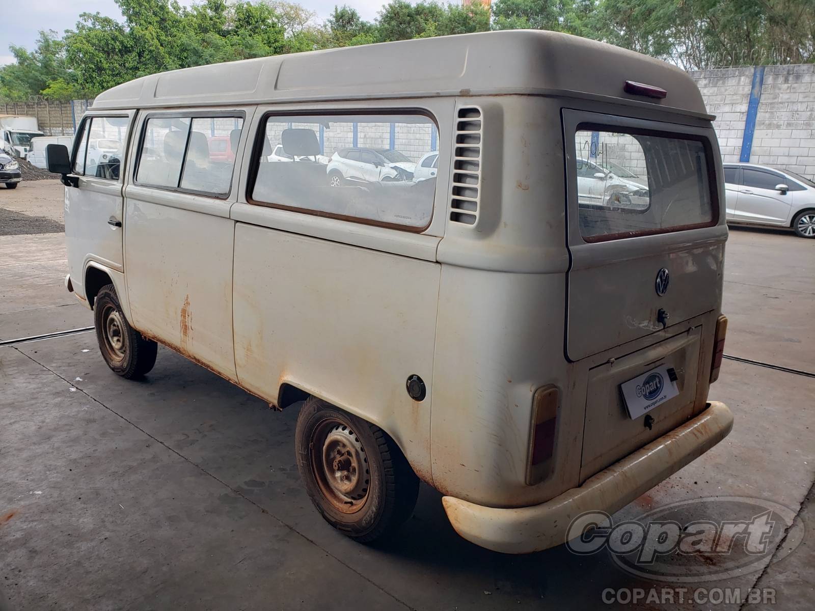 2013 VOLKSWAGEN KOMBI — foto 3 de 11