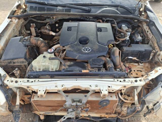 2022 TOYOTA HILUX CS 