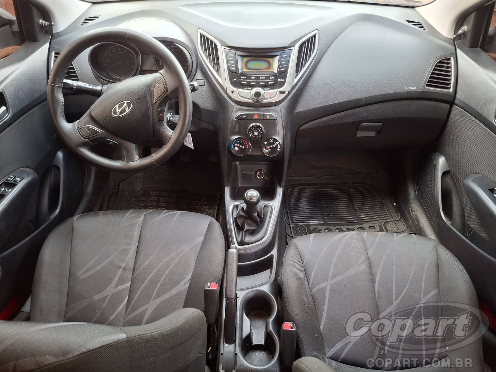 Foto 9 de 10: 2014 HYUNDAI HB20S