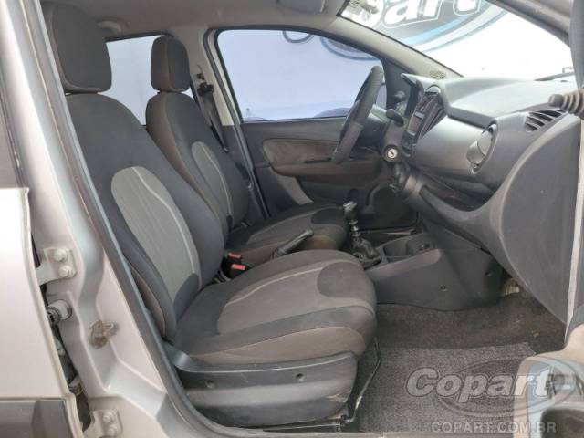 2021 FIAT UNO 
