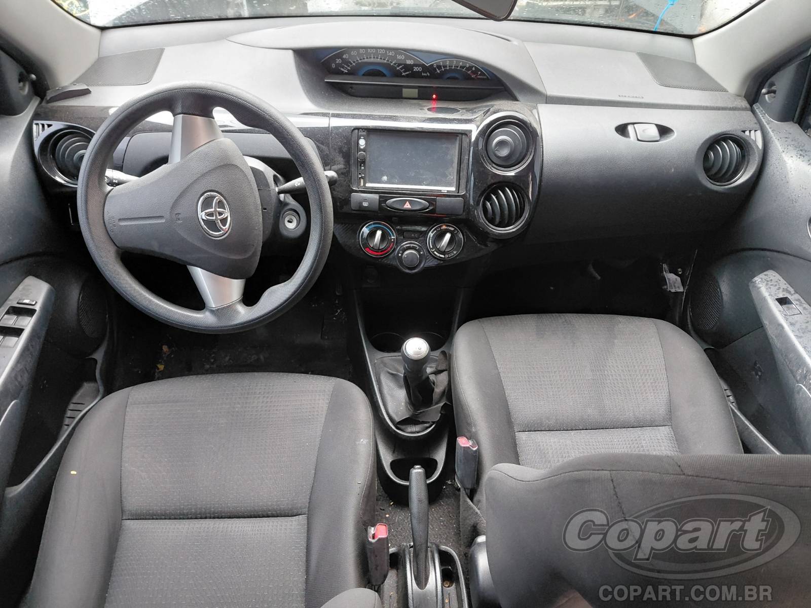Foto 9 de 10: 2014 TOYOTA ETIOS