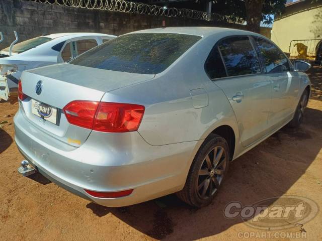 2011 VOLKSWAGEN JETTA 