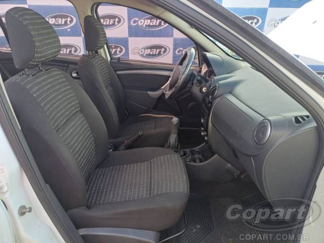2014 RENAULT SANDERO 