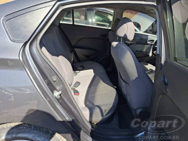 2015 HYUNDAI HB20S 