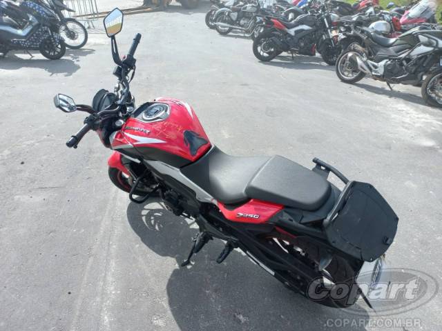 2025 BAJAJ DOMINAR 