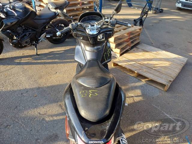 2015 HONDA PCX 