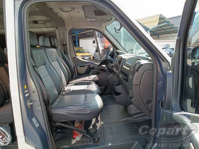 2020 RENAULT MASTER MINIBUS 