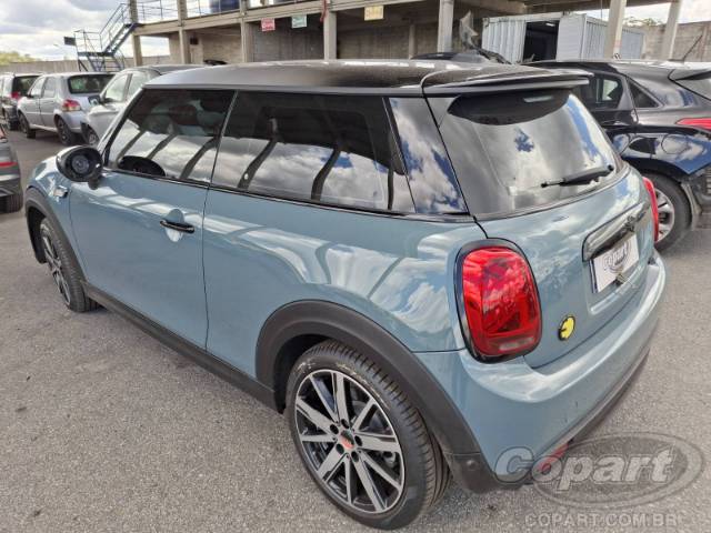 2023 MINI COOPER 