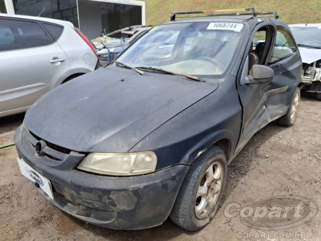 2004 CHEVROLET CELTA 