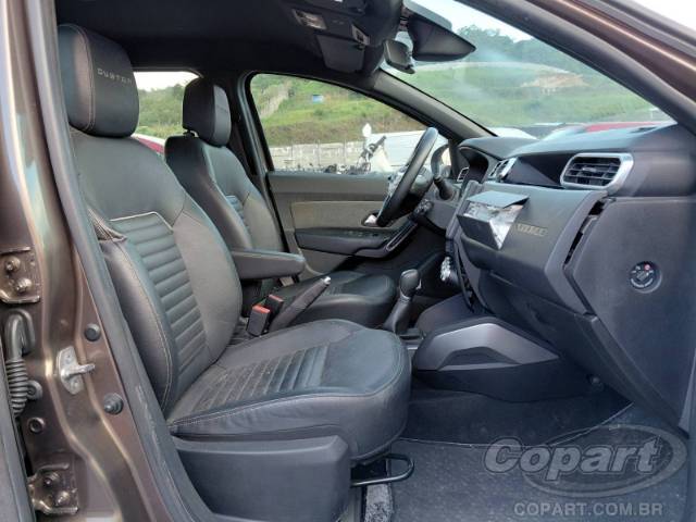 2021 RENAULT DUSTER 