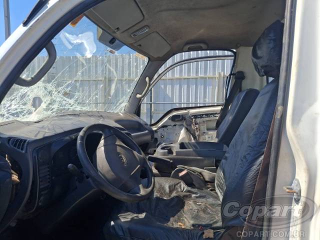 2011 KIA BONGO 