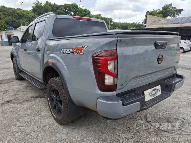 2024 NISSAN FRONTIER CD 