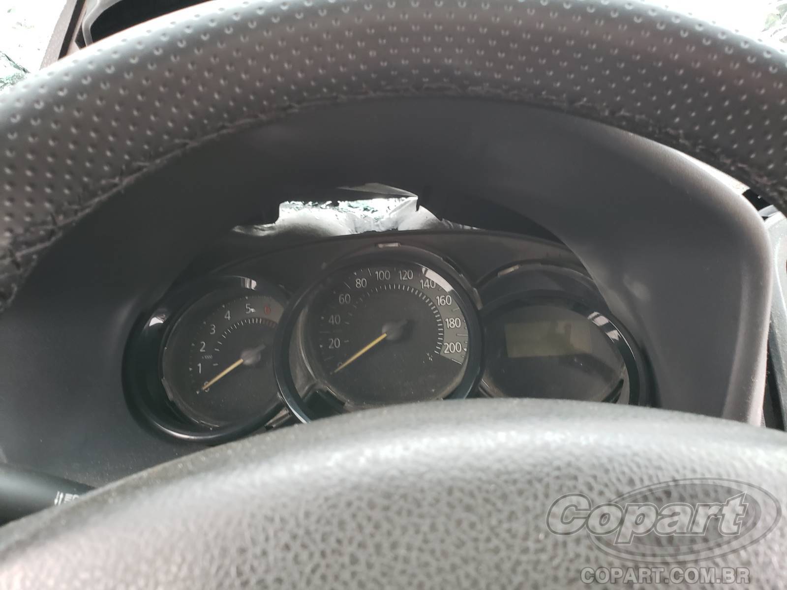 Foto 8 de 10: 2016 RENAULT SANDERO
