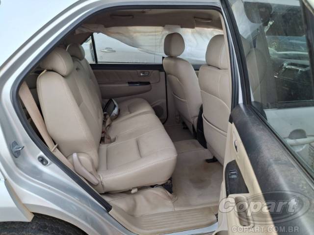 2014 TOYOTA HILUX SW4 