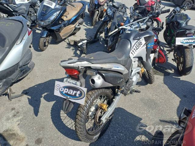 2015 HONDA XRE 300 